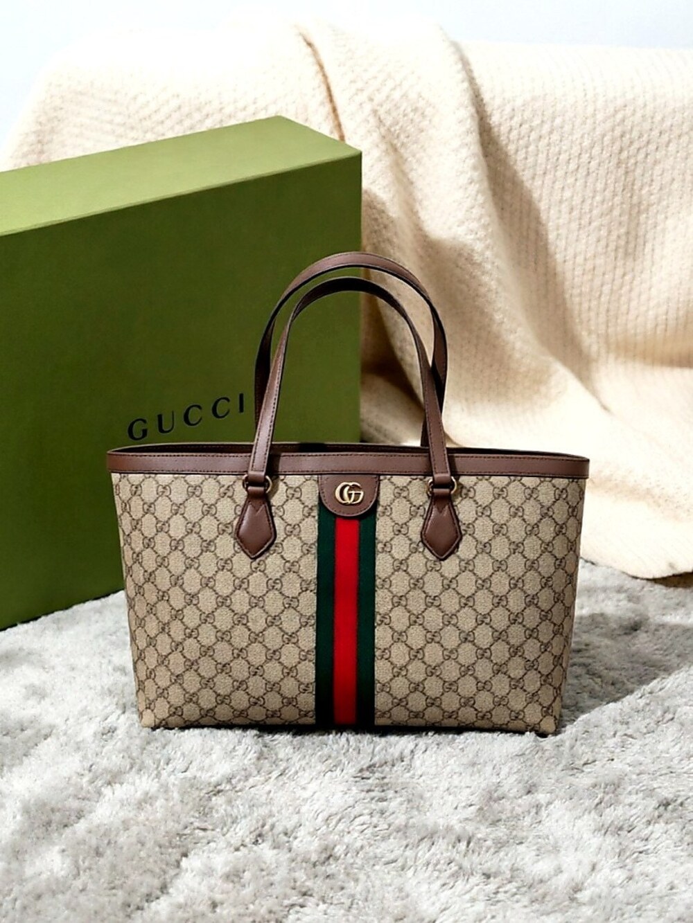 Gucci Ophidia Medium Tote Bag